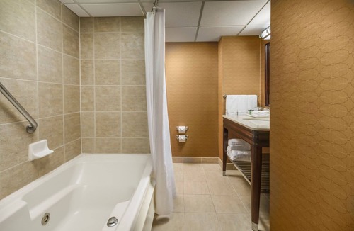 Frazer Hotel | Sheraton Great Valley Hotel