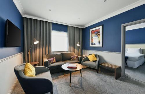 Heathrow Villages Hotel | Sheraton Heathrow Hotel