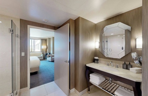 McKinney Hotel | Sheraton McKinney Hotel