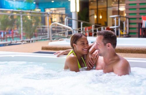 Downtown Niagara Falls Hotel | Sheraton Niagara Falls