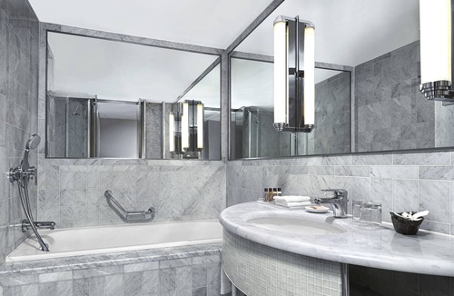 Tremblay-les-Gonesse Hotel | Sheraton Paris Charles de Gaulle Airport Hotel