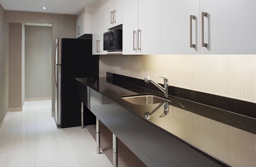 Unionville Hotel | Sheraton Parkway Toronto North Hotel & Suites