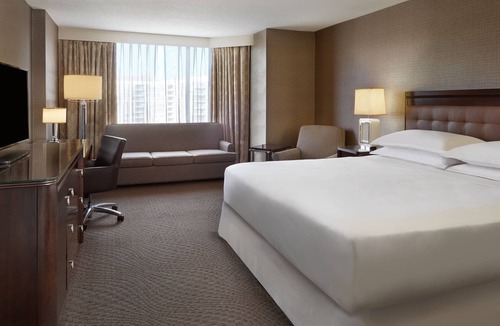 Unionville Hotel | Sheraton Parkway Toronto North Hotel & Suites