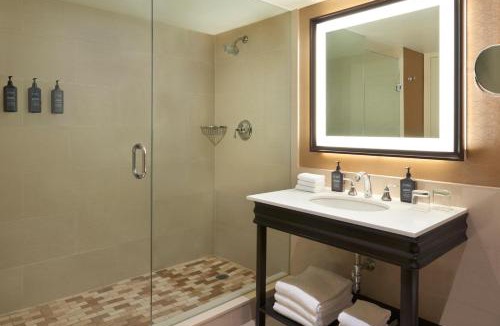 Unionville Hotel | Sheraton Parkway Toronto North Hotel & Suites