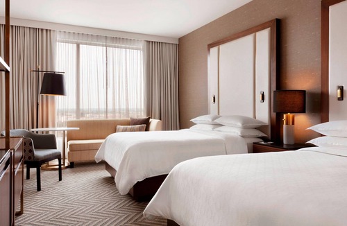 Saint Hyacinthe Hotel | Sheraton Saint-Hyacinthe Hotel