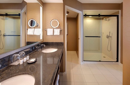 Plantation Hotel | Sheraton® Suites Fort Lauderdale West