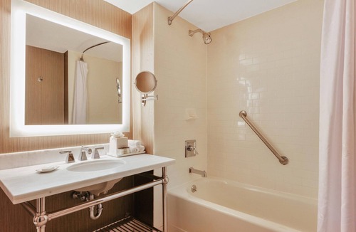 Tarrytown Hotel | Sheraton Tarrytown Hotel