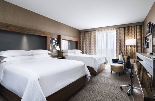 Etobicoke Hotel | Sheraton Toronto Airport Hotel & Conference Centre