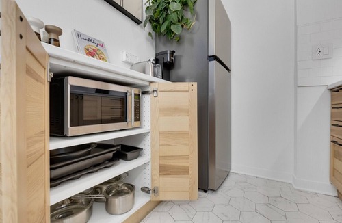 Milton Park Apartment | Sherbrooke 101 Downtown Montreal | Balcony, Queen Bed, Sofa Bed, Parking & TV