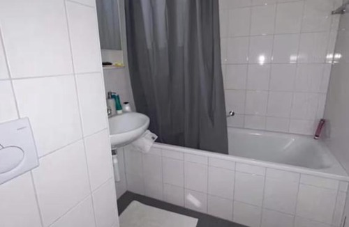 Durrenast Apartment | Sherd room in apartment