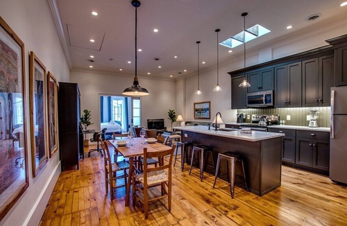 Town of Milo Apartment | Sheridan House-The Suite-gorgeous downtown apt