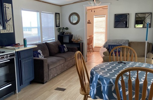 Sherkston Cottage | Sherkston Shores Resort - full lake view, large private lot, covered deck!