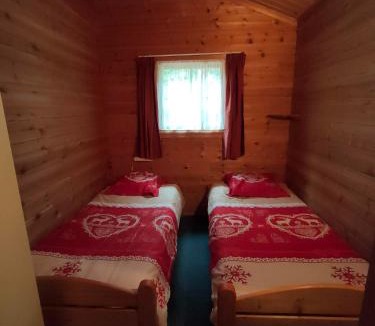 Mauroux Ski Chalet | Sherlock Home