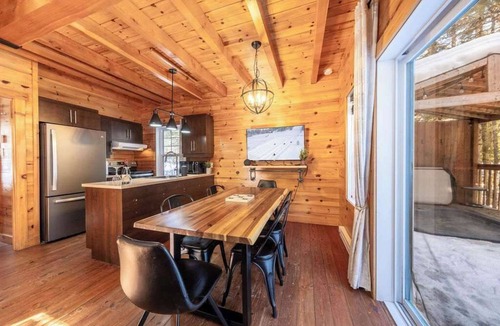Shannon Ski Chalet | Sherwood 4 | Private Spa & Nature in Shannon