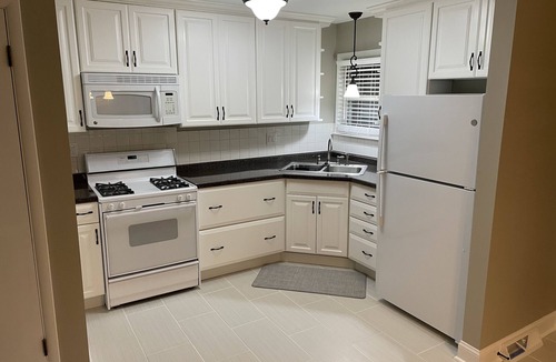 Wheeling House | Sherwood Cottage - Renovated