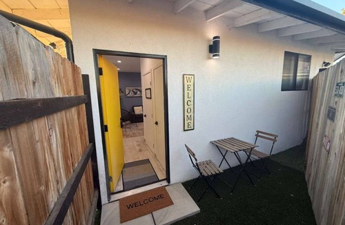 Northridge Apartment | Sherwood Forest Modern Studio!