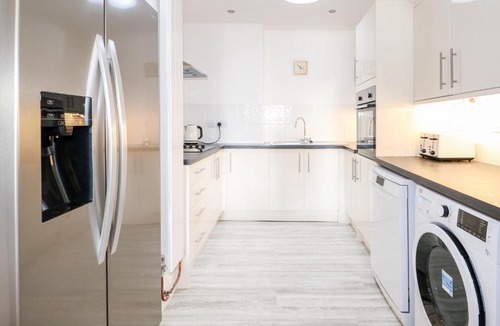 Wisbech House | Sherwood Lodge