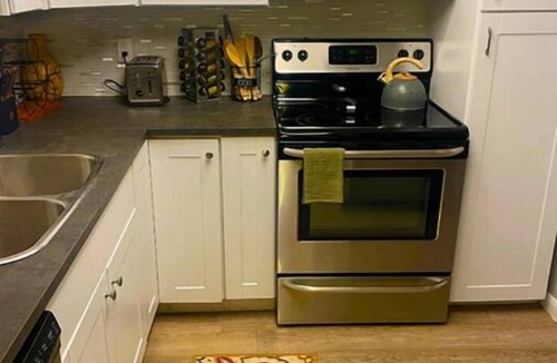 St. Johns Apartment | Sheva Place