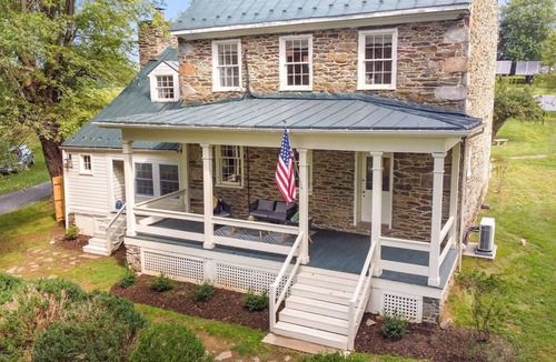 Blue Ridge House | Shiloh, Shiloh Renovated Farm House in Purcellville