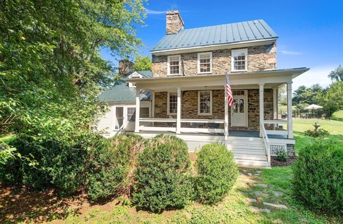 Blue Ridge House | Shiloh, Shiloh Renovated Farm House in Purcellville