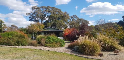 Shepherds Flat Villa | Shiloh Station House