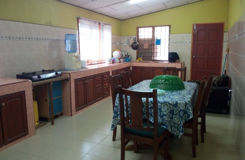 Kampung Telaga Nibong House | Shima Homestay