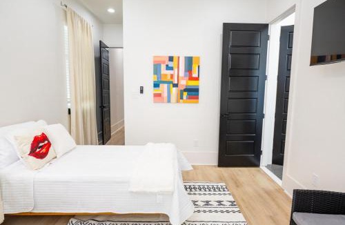 Tulane - Gravier House | Shimmering New NOLA Home TVs in Bedrooms & Parking