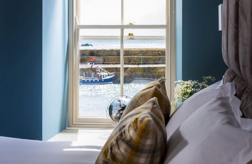 Mousehole Hotel | Ship Inn