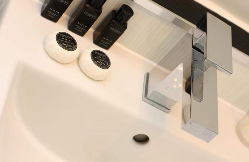 Portsmouth Hotel | Ship Leopard Hotel – No Children