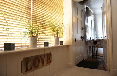 Clare House | Ship Stores B&B