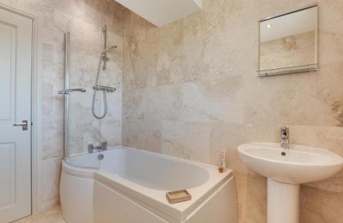 Rennington House | Shipley House