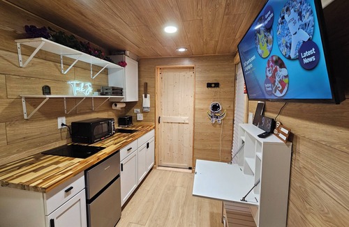 Lexington Cabin | Shipping Container Cabin