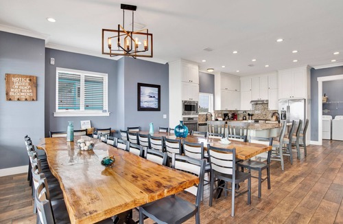 Southpointe House | Shipwrecked - Pet-Friendly, Beachfront w/Private Heated Pool & Elevator