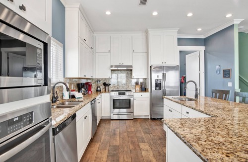 Southpointe House | Shipwrecked - Pet-Friendly, Beachfront w/Private Heated Pool & Elevator