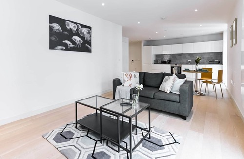 Docklands Apartment | Shipwrite - One Bed Apt