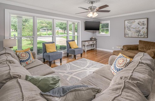 Graysville House | Shirley Cottage