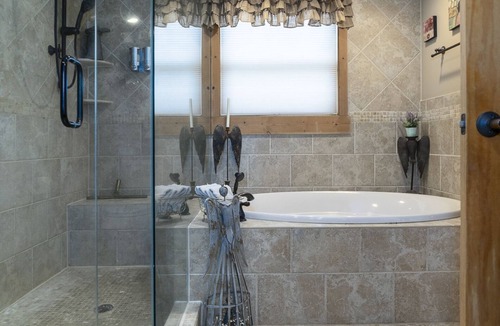 Roanoke Bed & Breakfast | Shirley's Bed and Breakfast