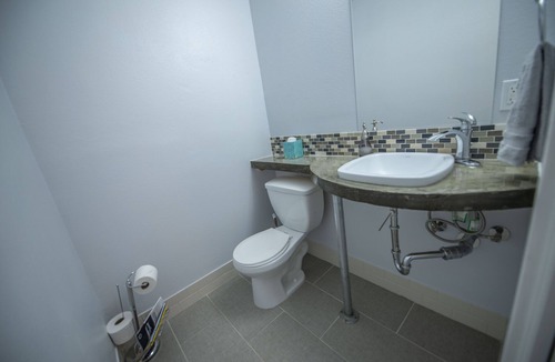 West End Condo | Shoal Creek Greenbelt