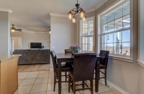 Powell House | Shoal Creek Retreat - Spacious, Views, Relaxing