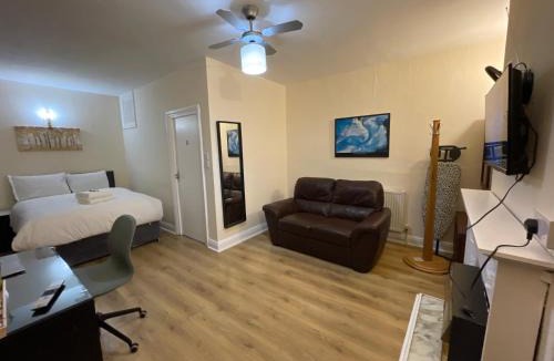 Kidbrooke with Hornfair House | Shooters Hill Stay