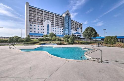 Fort Worth House | Shop & Dine: Fort Worth Condo w/Racetrack Views!