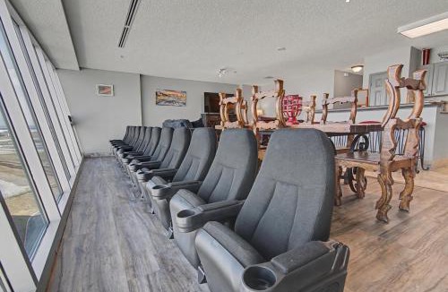 Fort Worth House | Shop & Dine: Fort Worth Condo w/Racetrack Views!