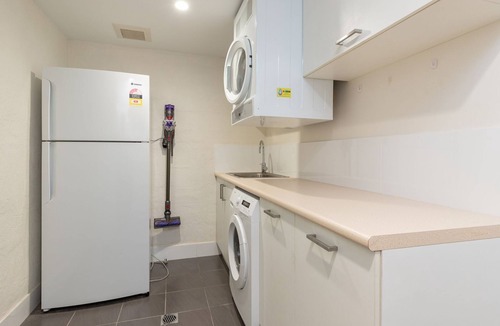 Boomerang Beach House | Shore Beats Work @ Boomerang Beach