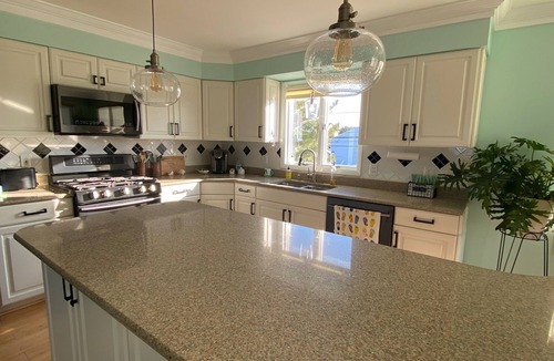 Willoughby Spit Condo | Shore Beats Work . Direct Beachfront!