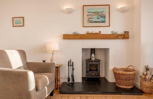 Lower Largo House | Shore Cottage - Lower Largo