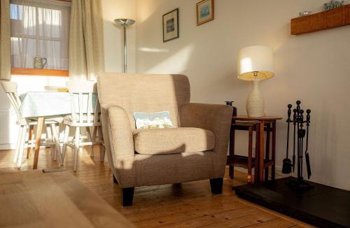 Lower Largo House | Shore Cottage - Lower Largo