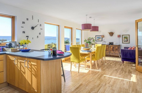 Mellon Charles House | Shore Croft a luxury house on the beach