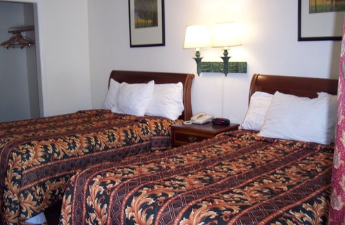 Allenwood Hotel | Shore Hills Motel