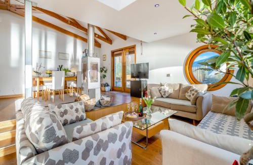 Kilcreggan House | Shore House