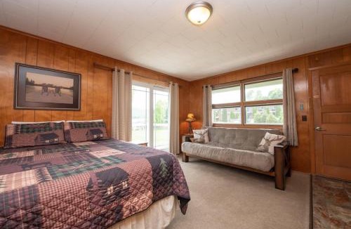 Lake George Hotel | Shore Meadows Lodge LLC